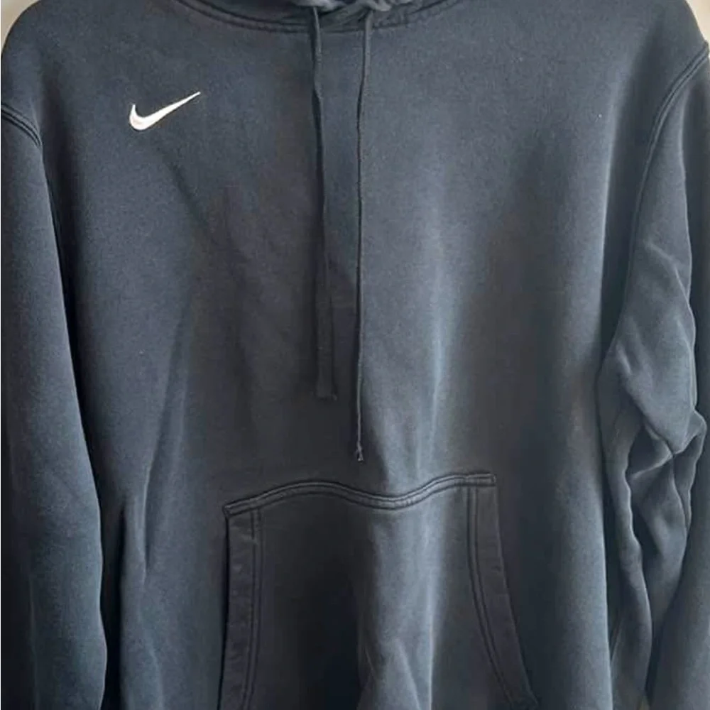 Nike Women's Black Hoodie‎